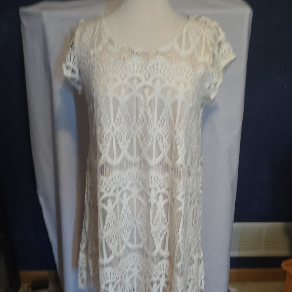 Boho Style Cream Lace Dress - New With Tags